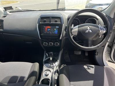 2011 Mitsubishi RVR - Thumbnail
