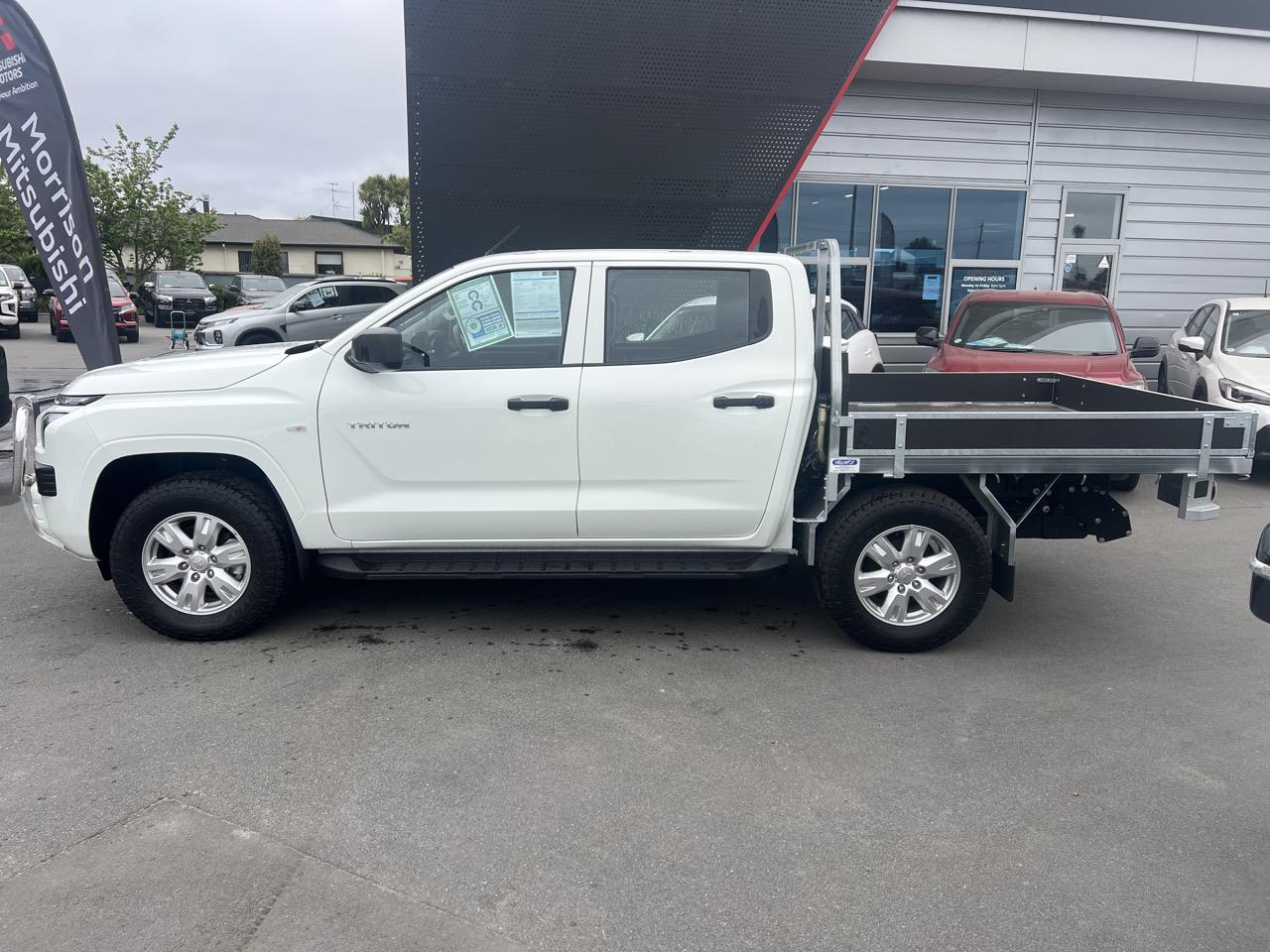 2024 Mitsubishi TRITON