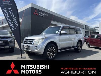 2012 Mitsubishi Pajero - Thumbnail