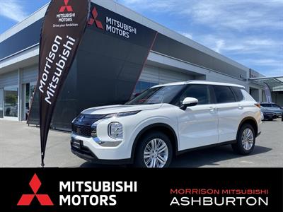 2024 Mitsubishi Outlander - Thumbnail