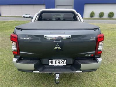 2021 Mitsubishi TRITON - Thumbnail