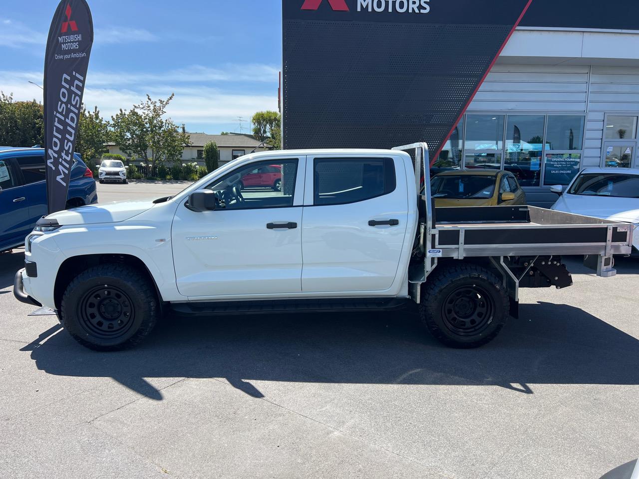 2024 Mitsubishi TRITON