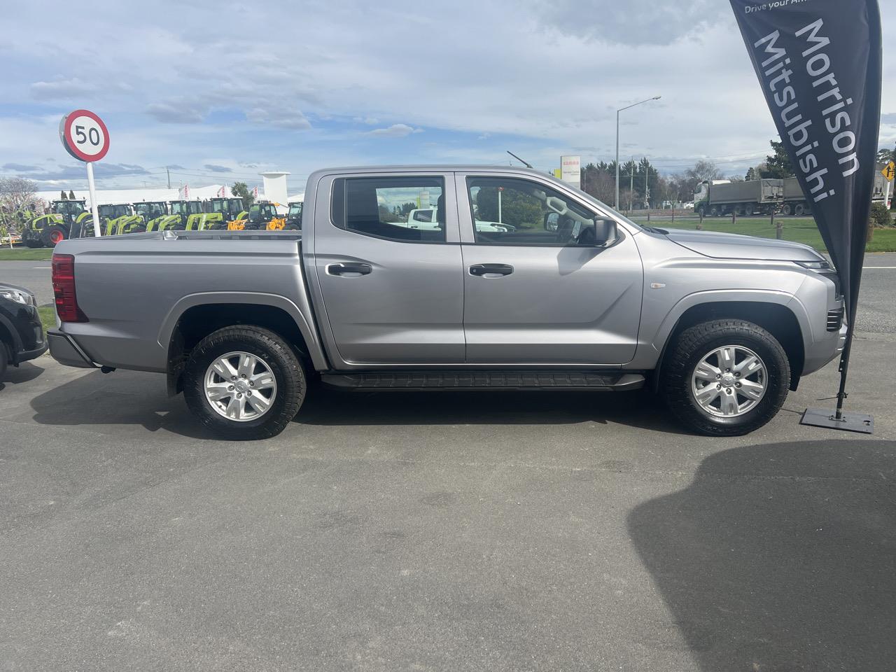 2024 Mitsubishi TRITON