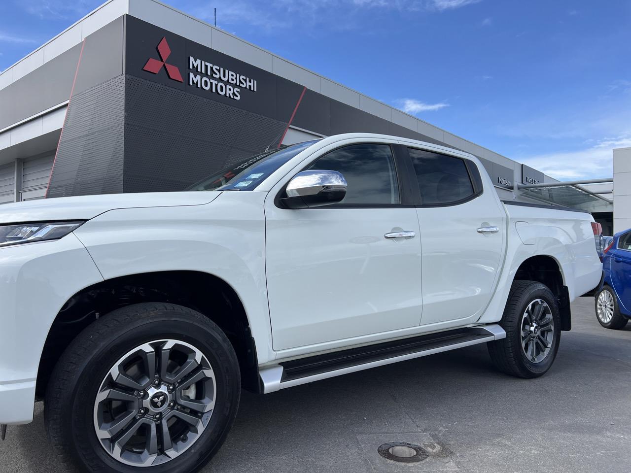 2022 Mitsubishi TRITON