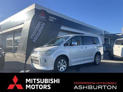2012 Mitsubishi DELICA