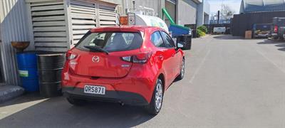 2015 Mazda 2 - Thumbnail