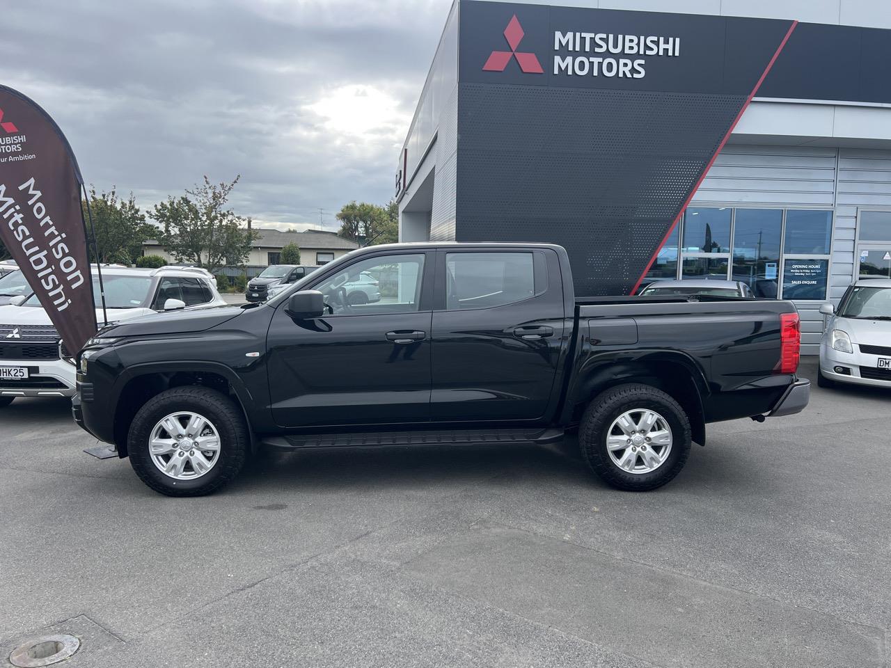 2024 Mitsubishi TRITON