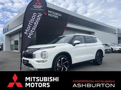 2024 Mitsubishi Outlander - Thumbnail