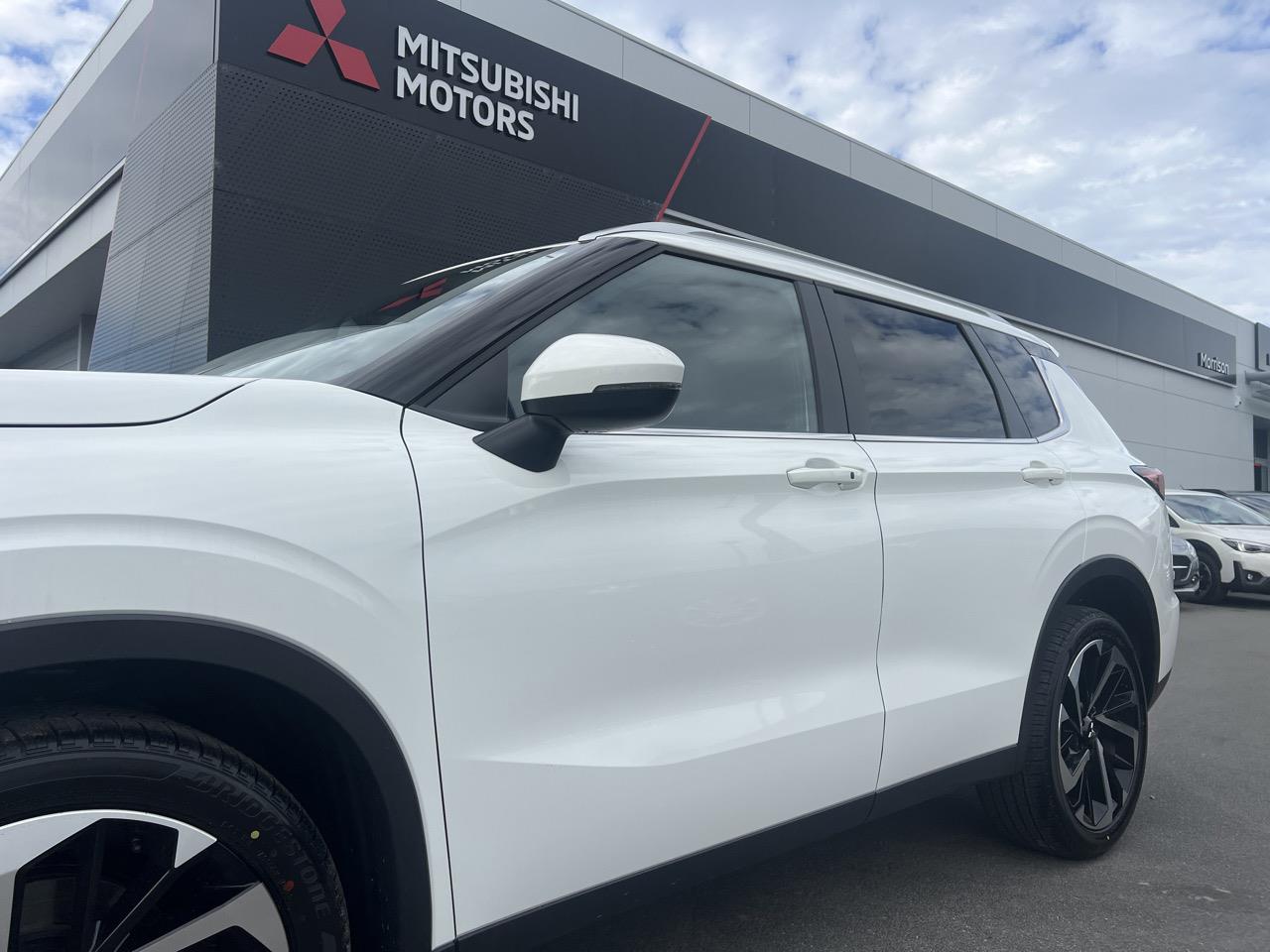 2024 Mitsubishi Outlander