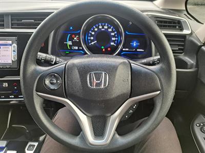 2014 Honda FIT - Thumbnail