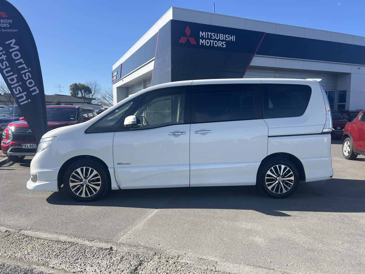 2014 Nissan Serena