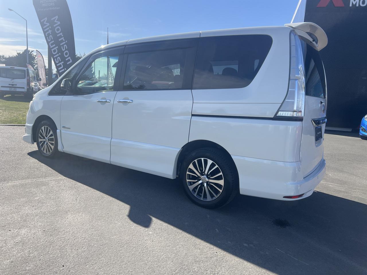 2014 Nissan Serena