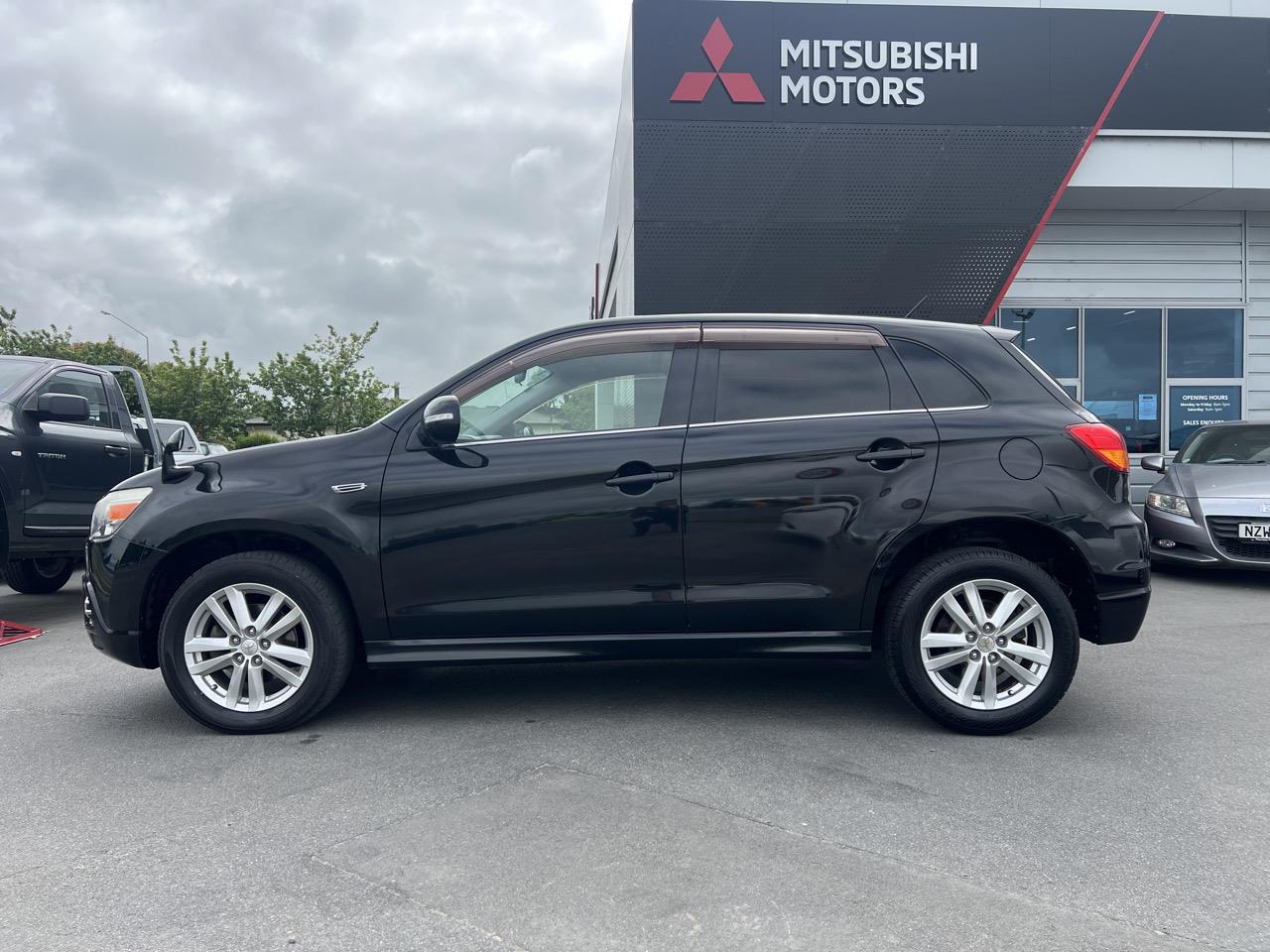 2012 Mitsubishi RVR